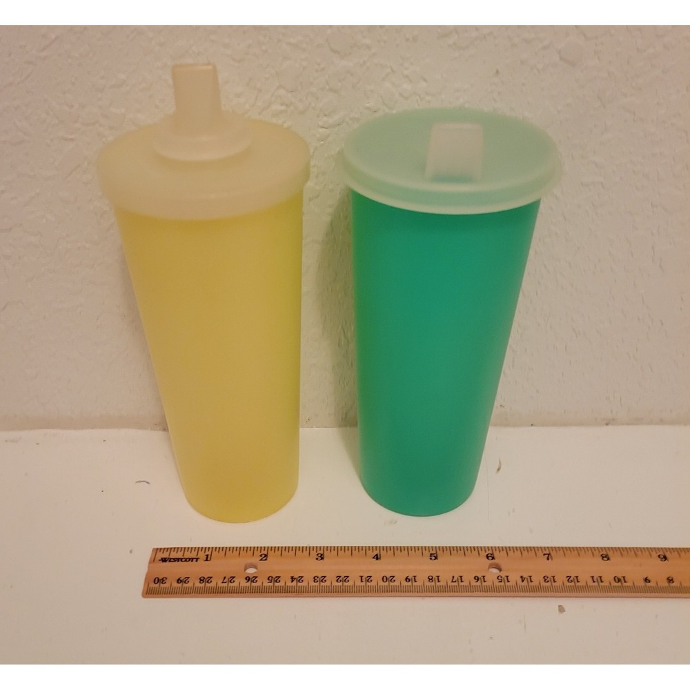 Vintage Tupperware 16 oz Tumblers - 1 Turquoise/1‎ Yellow Lot Of 2